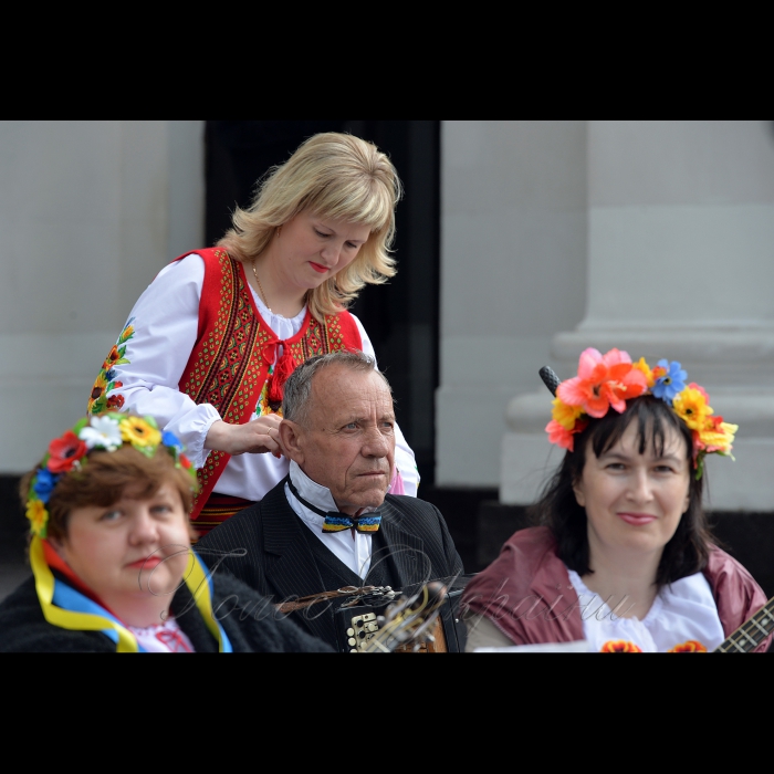 18 травня 2017 парад вишиванок у Маріуполі, Донецька обл.